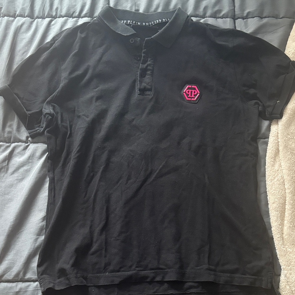 Philipp Plein Black Shirt with Pink Skull Design